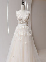Voila | TRENDY wedding gown with bow sash