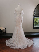 Rachel | Mermaid lace wedding dress with detachable sleeve