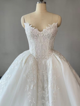 Aura | Royal wedding gown