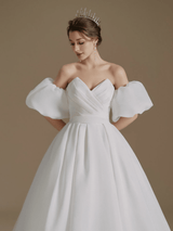 Aria | Detachable puff sleeves wedding dress