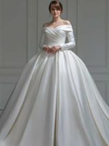Zavida | Wedding dress with long trail
