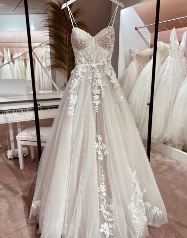 luxury wedding dress