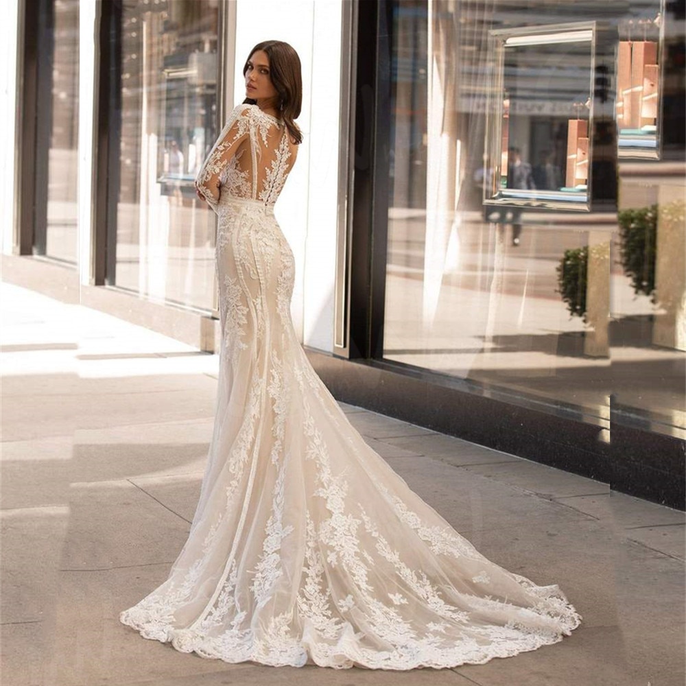 Modern Lace Mermaid Wedding Dress – Long Sleeve V-Neck Bridal Gown